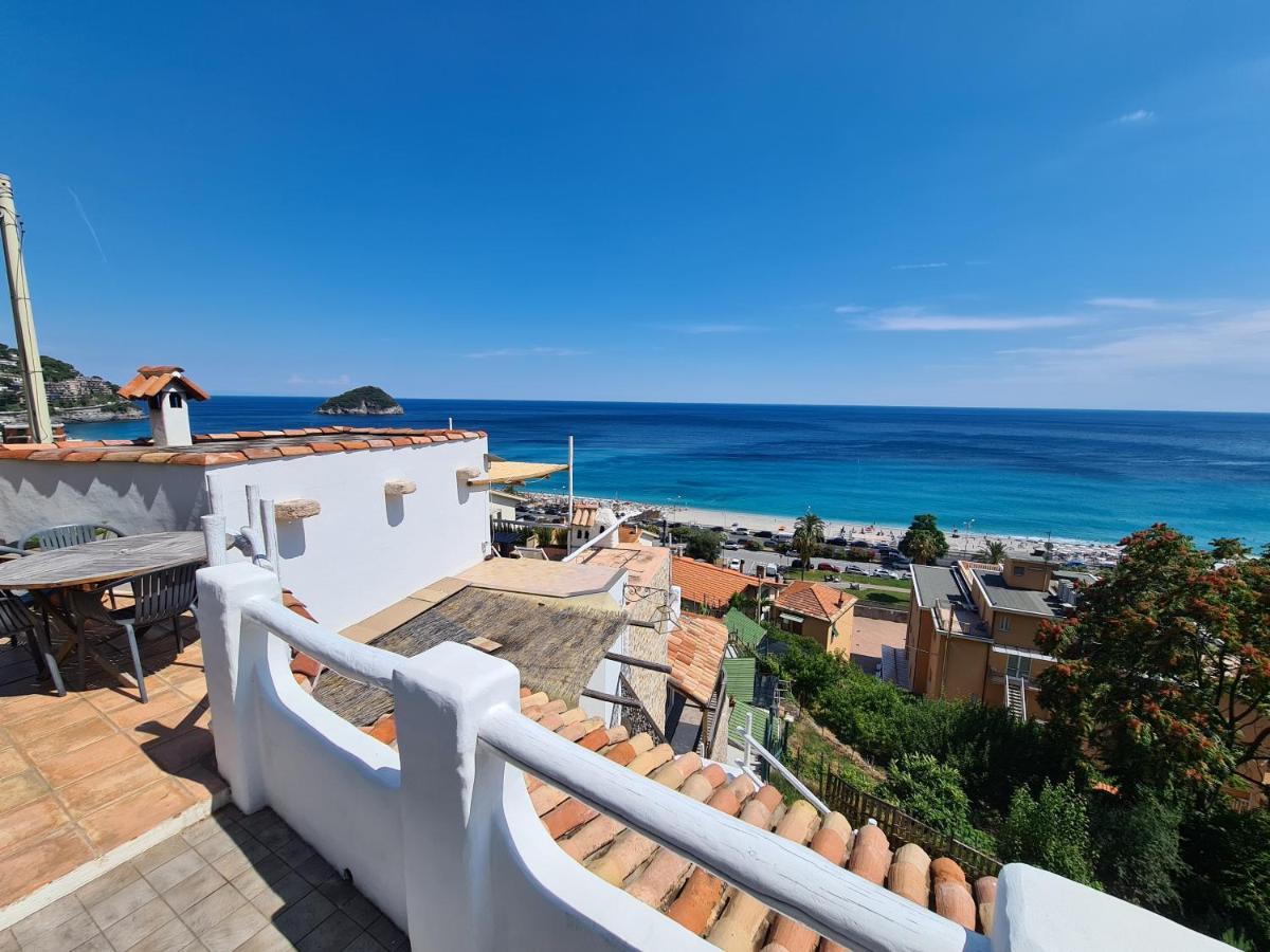 Apartamento Soqquadro Art&Relax - Spotorno  Exterior foto