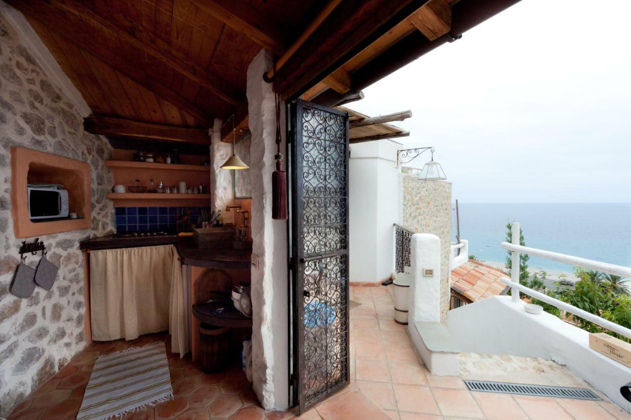 Apartamento Soqquadro Art&Relax - Spotorno  Exterior foto